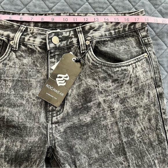 ROCAWEAR Men 36 X 32 Black Acid Wash Slim Straight Jean Rhinestone Studded CLO - Picture 7 of 10